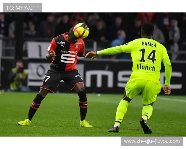 法甲进攻战术多样化趋势及球队应对措施